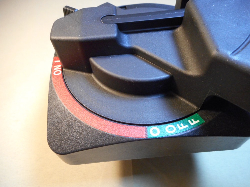 Allen Bradley 194R-HM4 operating handle (NIB)