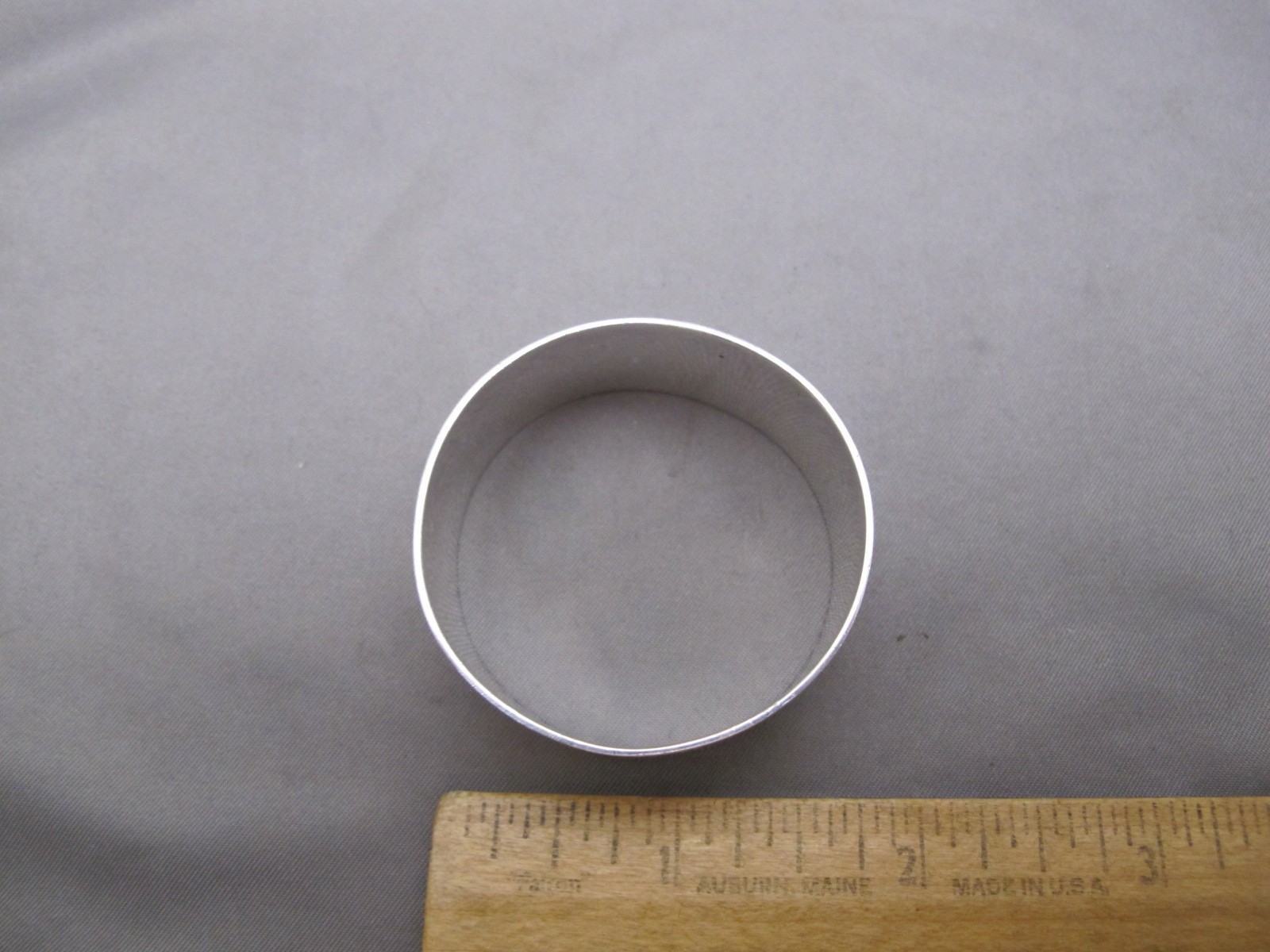 Good ENGLISH Engine Turned Sterling NAPKIN RING-NO MONO-L Ltd, Birmingham 1957-8