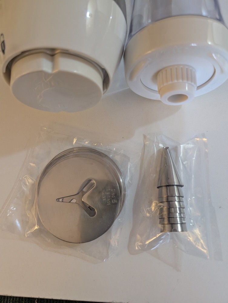 Cuisinart Electric Cookie Press Model CCP-10 Very Nice.