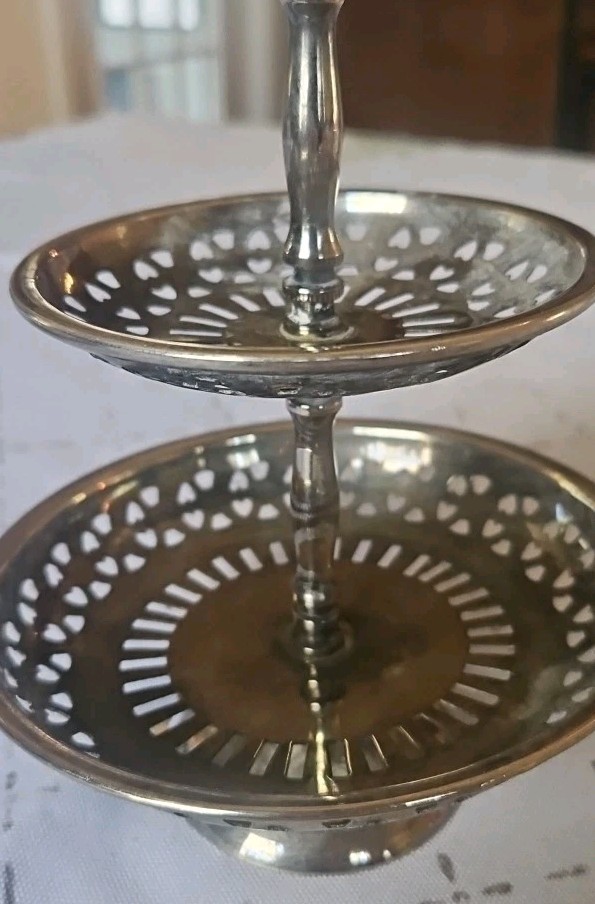 Vtg International Silver Co Silverplated 2 Tier Tidbit Tray Reticulated Small