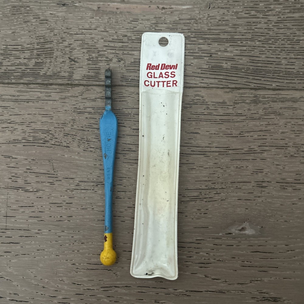 Red Devil 1053 Ball end Glass Cutter With Pouch