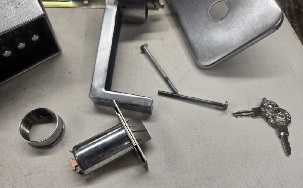 Kaba Simplex L1000 Series Cylindrical Lock left hand