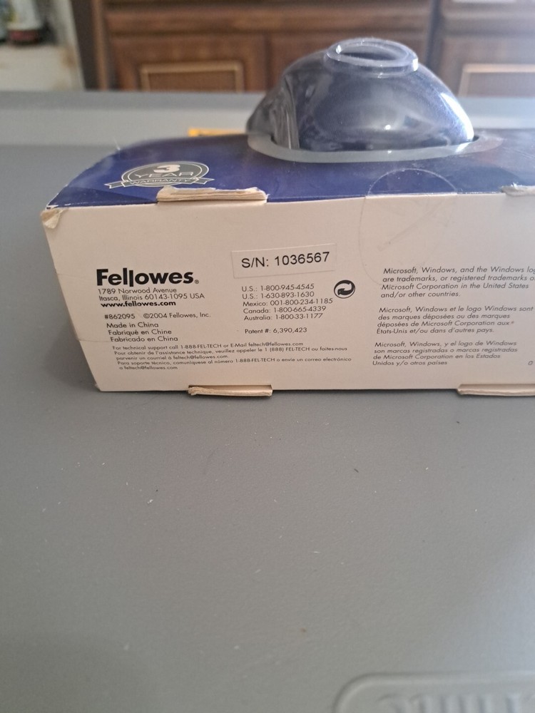 Fellowes 98904 Wireless Optical Mouse