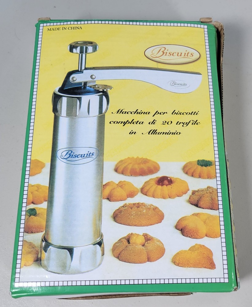 Biscuits Biscuit Cookie Press With 20 Design Discs 4 Nozzles & Booklet