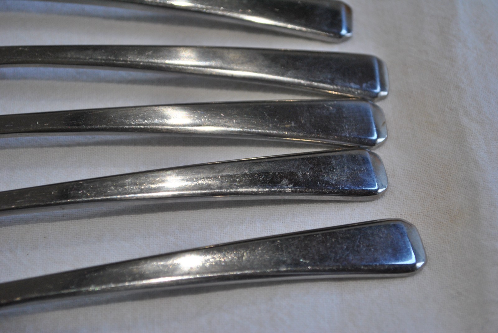 GORHAM STAINLESS 18/8 KOREA "TRISTAN" (4) SALAD FORKS
