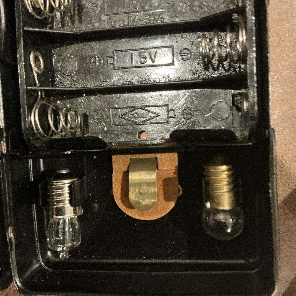 WW2 DAIMON Tri-Color Signal Lantern