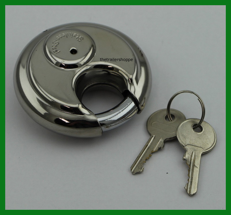 Round MasterLock Padlock with 3/8" Shielded Shackle with Two Keys