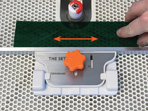 The Set - Straight Edge Guide for The Grinder