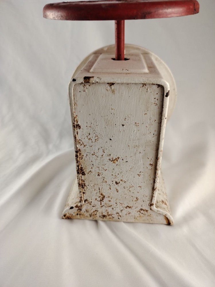 Vintage Red Way Rite Kitchen Scale Rustic Style 25 lbs.