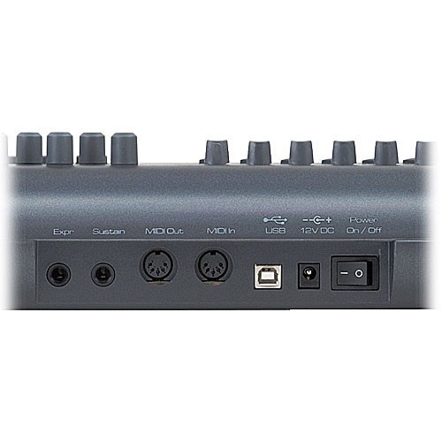 M-Audio Axiom 61 USB MIDI Keyboard Controller - Read