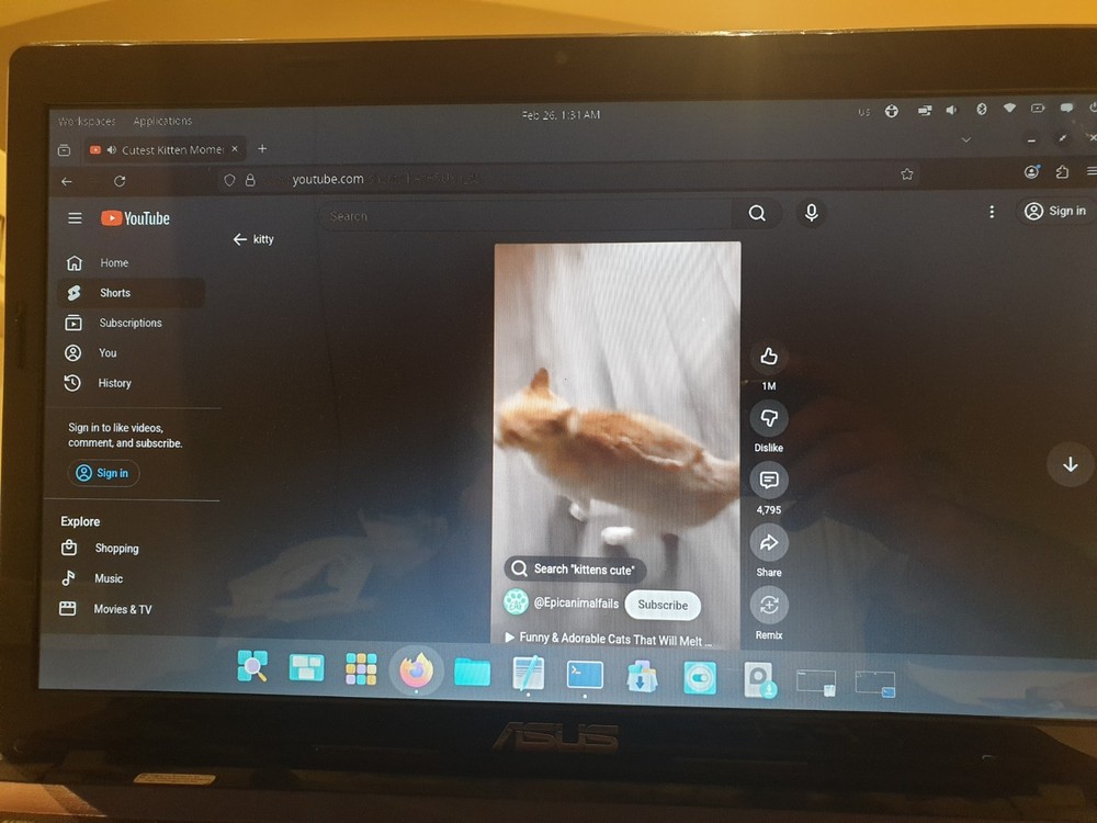 Linux Pop OS V24.04 LTS, 64-bit, Bootable Live and Install USB Flash Drive