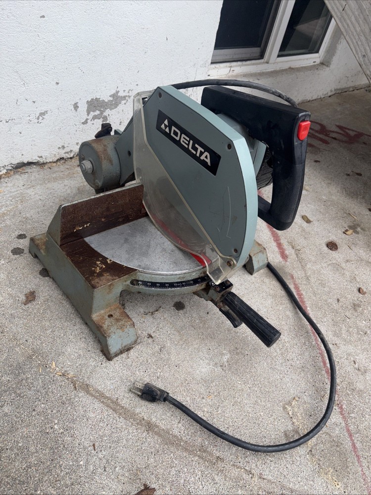 Delta 10" Compound Miter Saw/FULLY TESTED-RUNS STRONG/