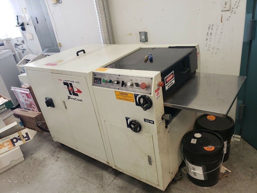 2005 TECH LIGHTING UV COATER & DRYER-18"