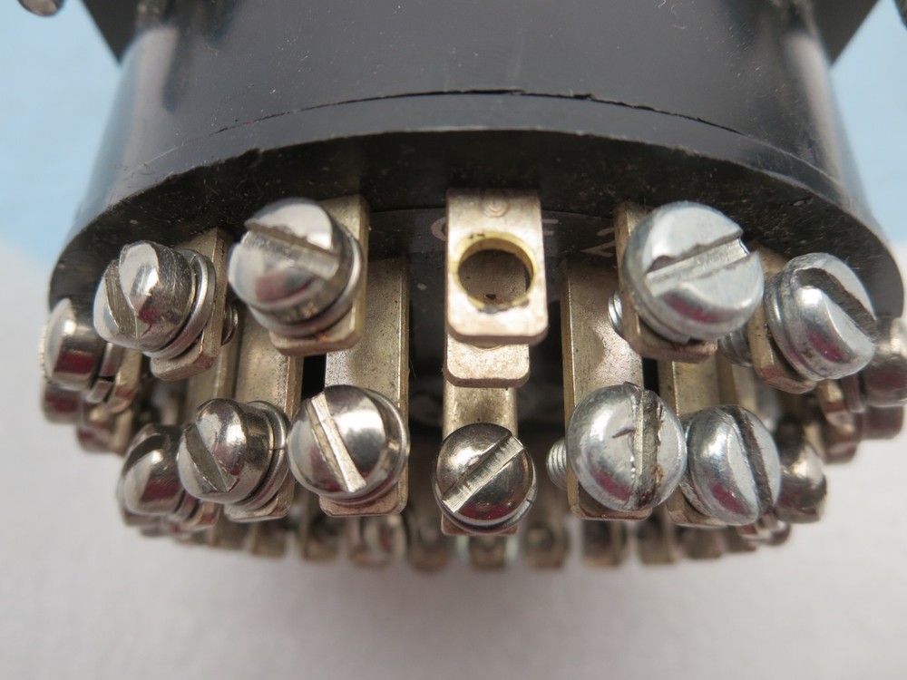 Omega Engineering No Part # Rotary Selector Switch 20 Pos + Off Missing 3 Screws