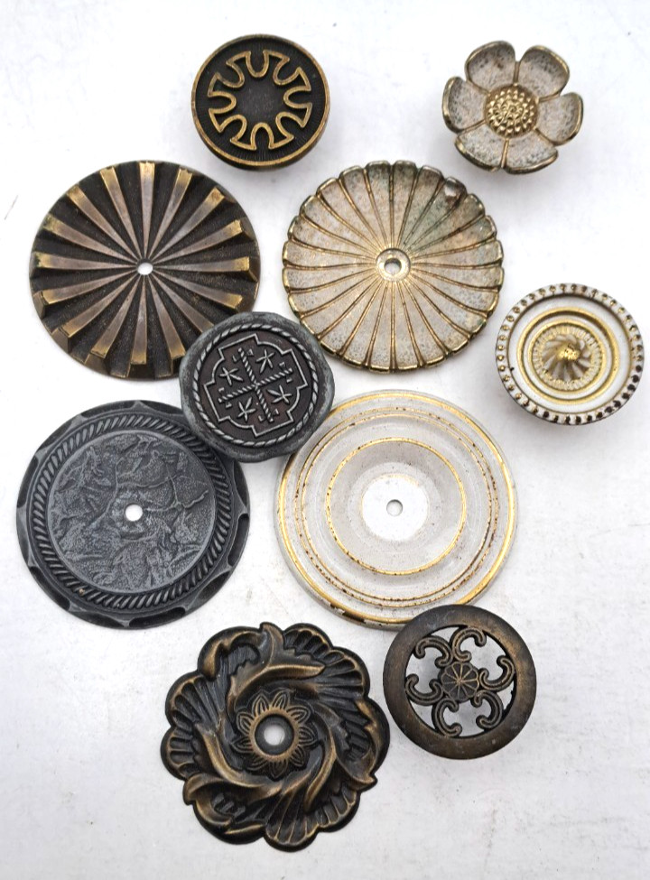Vintage Drawer Knobs Cabinet Pulls Metal & Brass Mix Lot Hardware