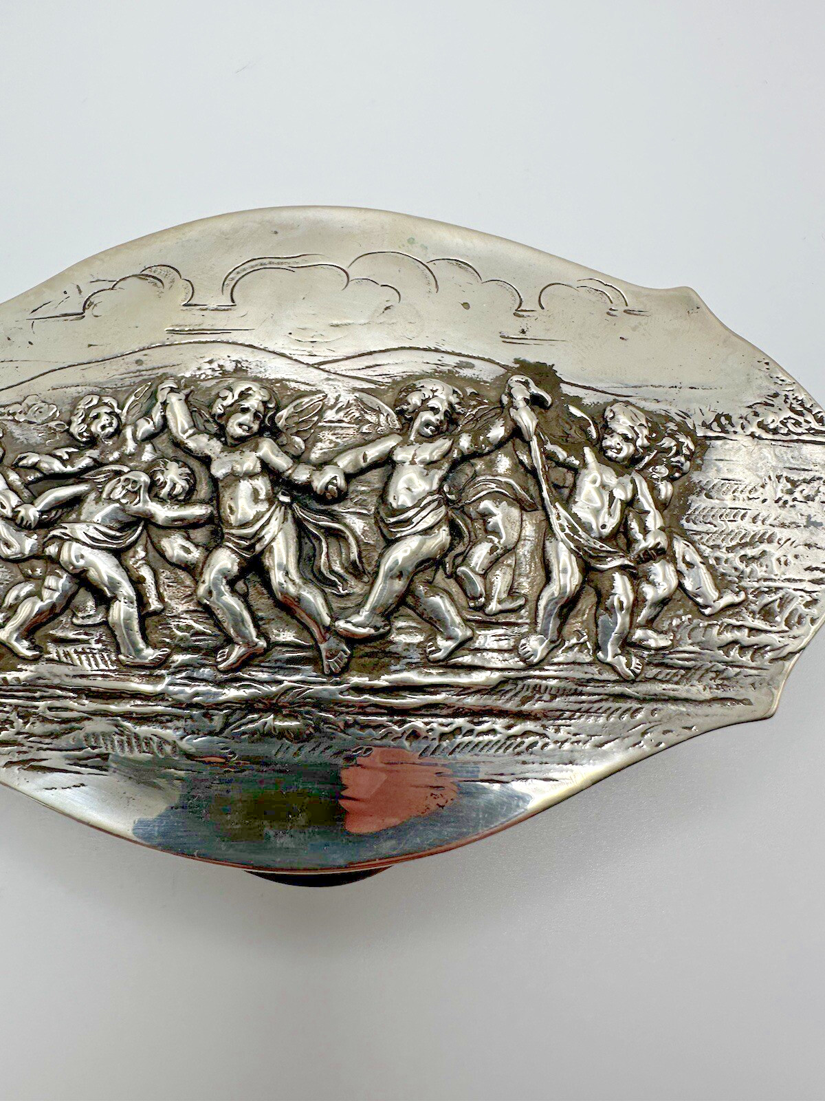 ANT 1600s Augsburg German / Hanau 800 Silver Cherub Repousse Jewelry Casket 157g