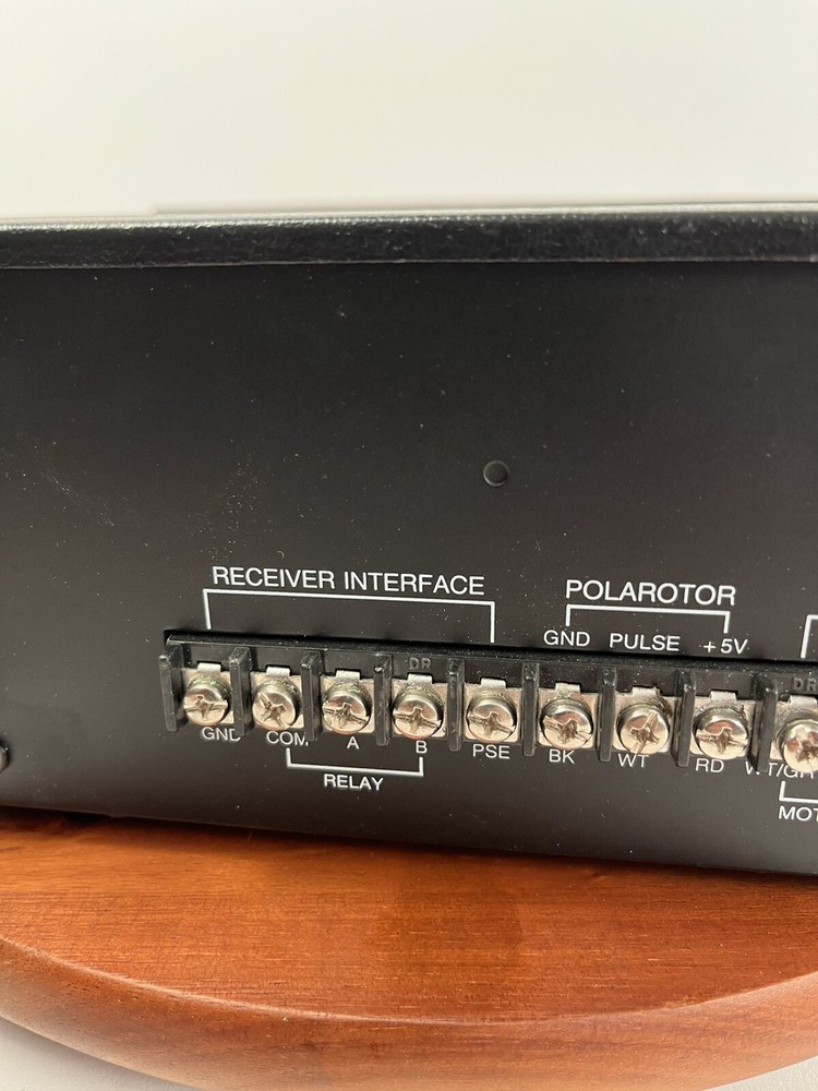 Sumitronics NS-6000 Satellite Locator. Vector Trak