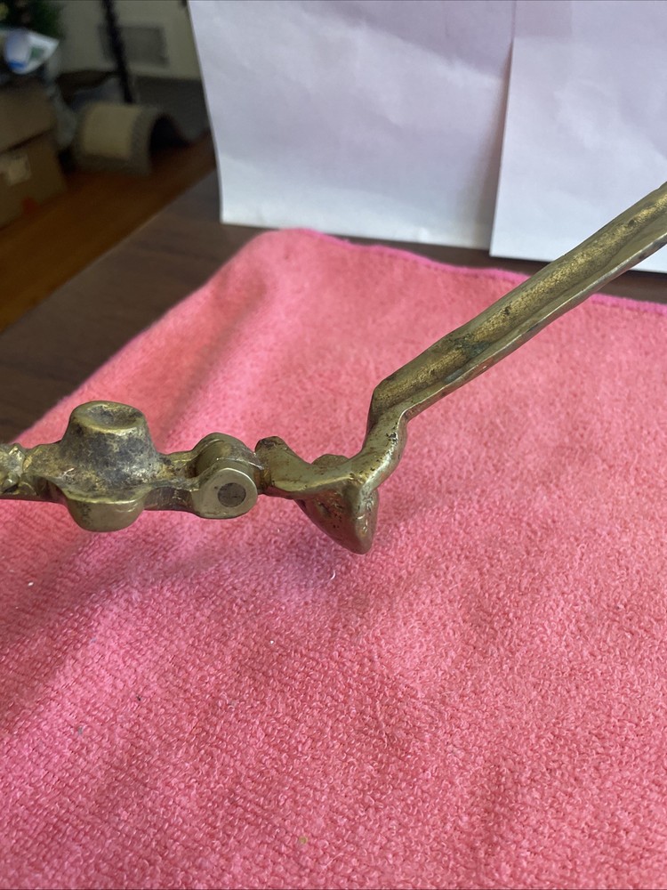 Vintage SQUIRREL Golden SOLID BRASS Cast Iron Nut Cracker