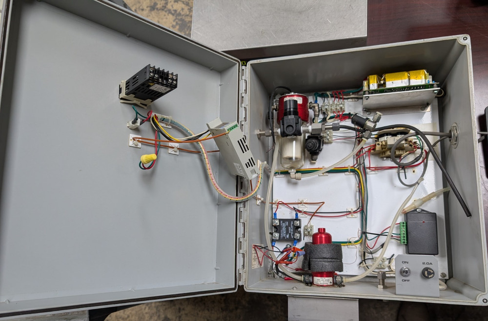 🤪 NOVA ANALYTICAL SYSTEMS 400M GAS ANALYZER 115V 2A 7690B