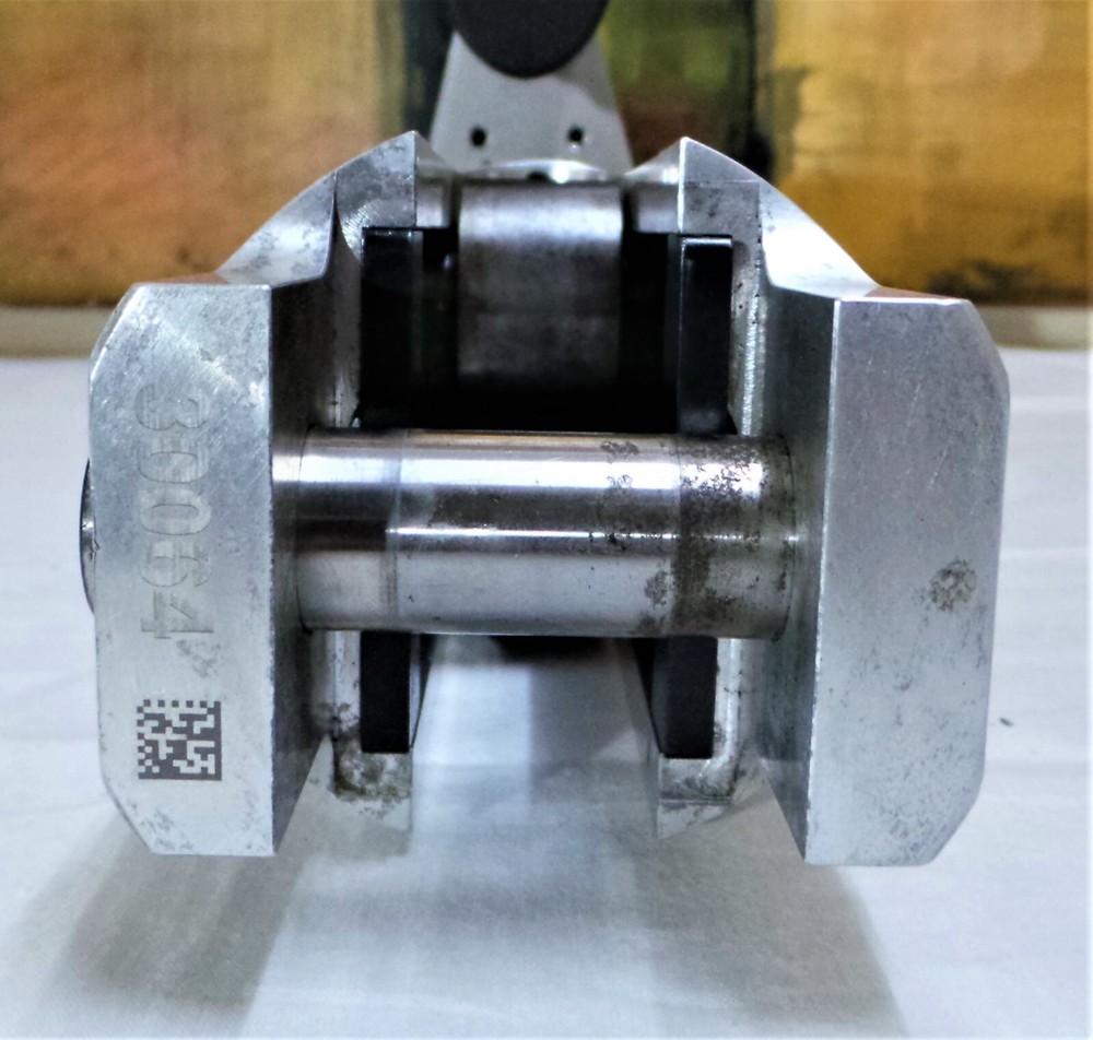 ACO401 Battery Pressing Tool with Case.