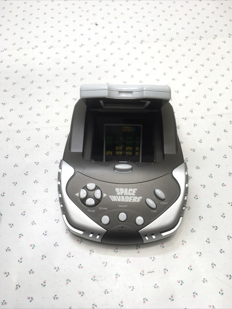 Excaliber Electronics Space Invaders Handheld Electronic Game 402-1-CS TESTED#54