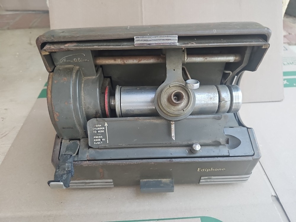Vintage Edison Voicewriter Ediphone model 67000