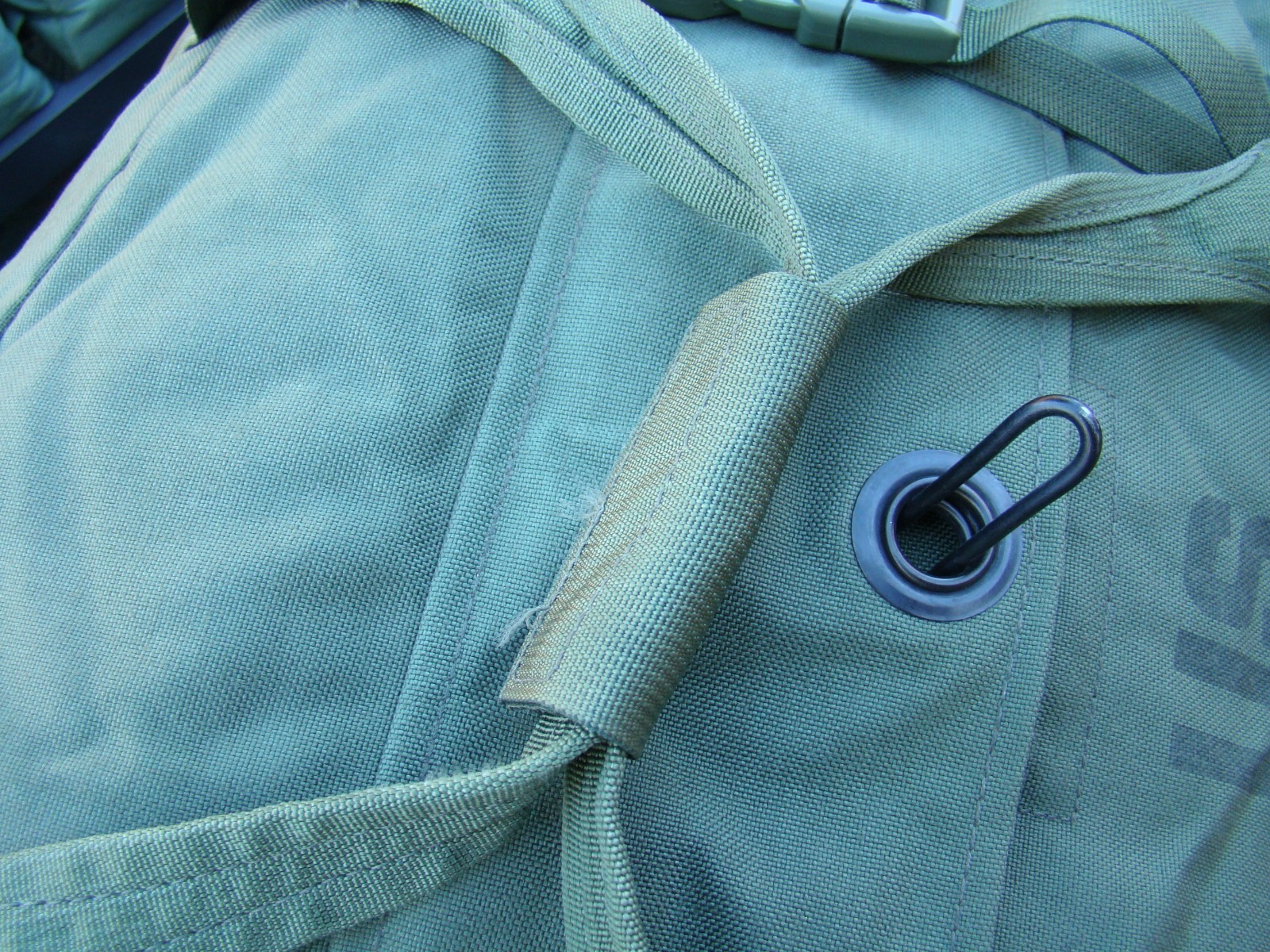 USGI Improved Duffel Bag, NSN 8465-01-604-6541 Very Good Condition