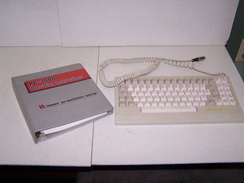 LASER PRECISION TD-2000 OTDR Optical Time Domain Reflectometer Fiber Testing