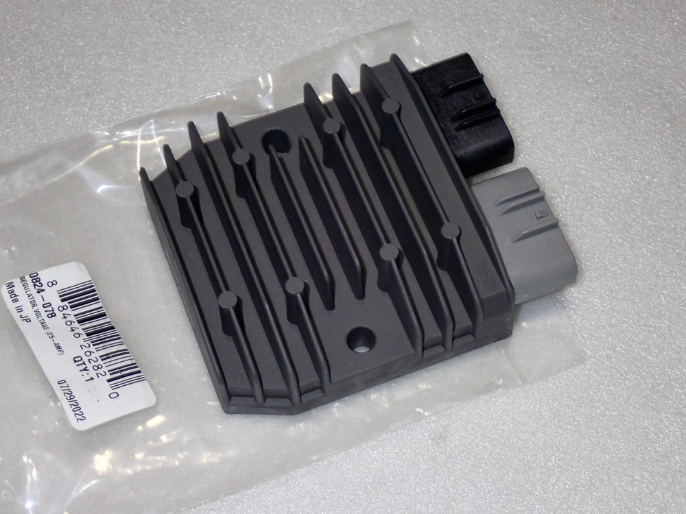 0824-078 VOLTAGE REGULATOR 35 AMP NEW