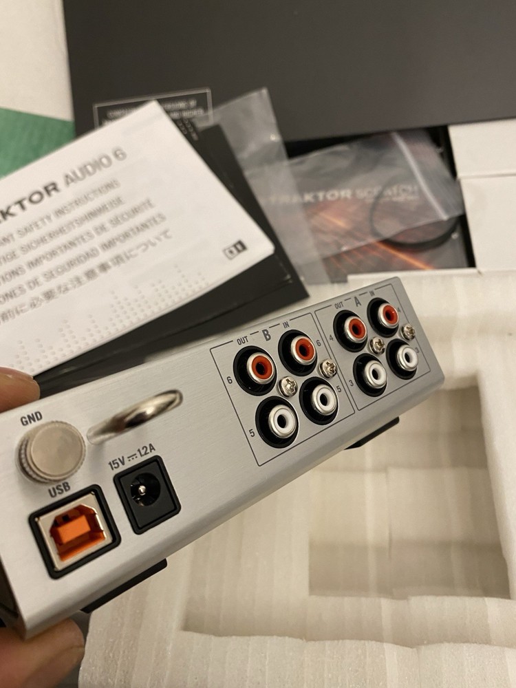 Native Instruments Traktor Scratch