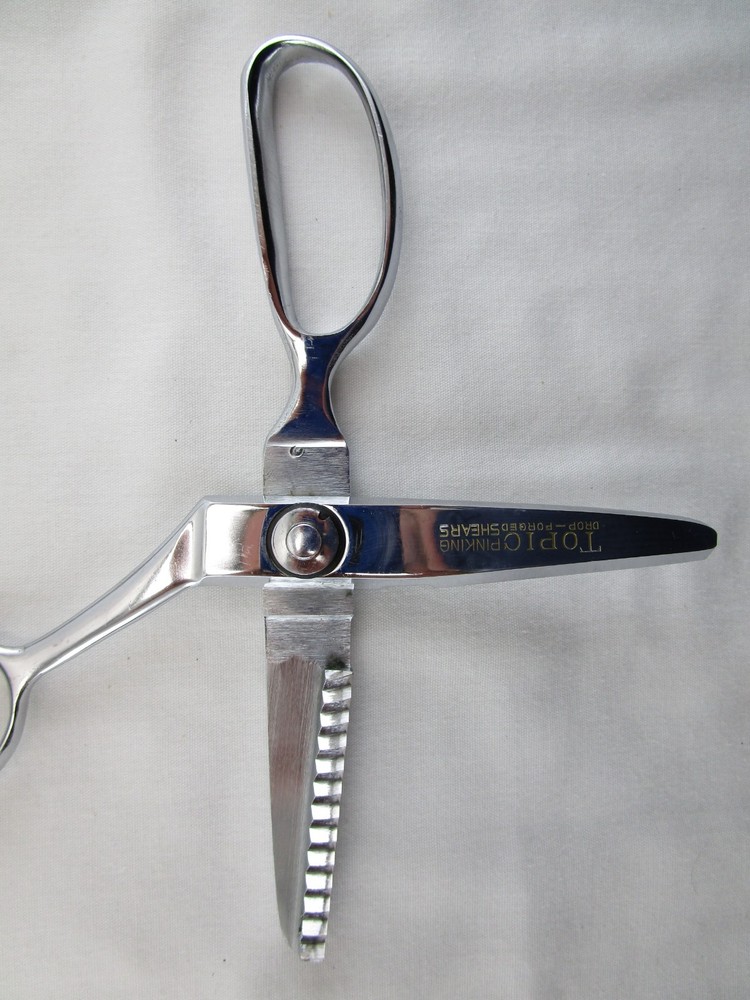 Topic Pinking Shears Zig Zag Scissors 10M #2 Original Trade Mark Box
