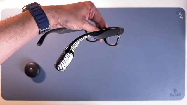 Charging Set for Ray-Ban Meta Smart Glasses | Low Bridge Headliner Compatible