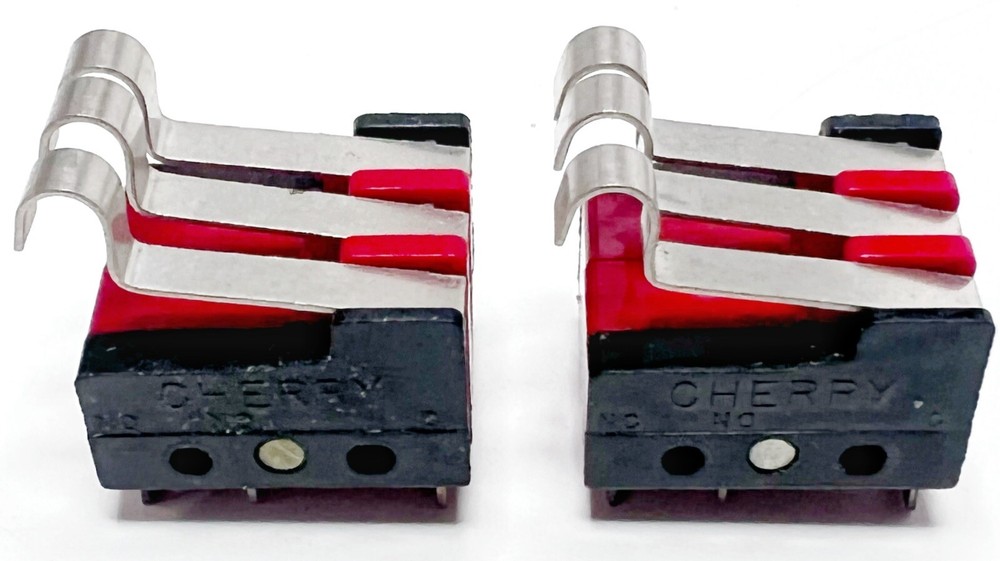 2X CHERRY E62 Triple Hinge Lever Snap Action 10A 125-250 Volt Micro Switch