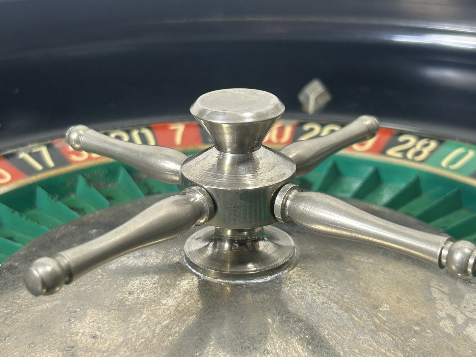 VINTAGE TABLETOP ROULETTE WHEEL ANTIQUE GAMBLING GAMING CASINO MADE FRANCE VIDEO