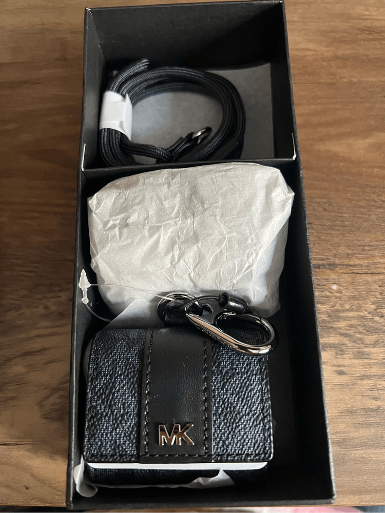 Mk air pods case
