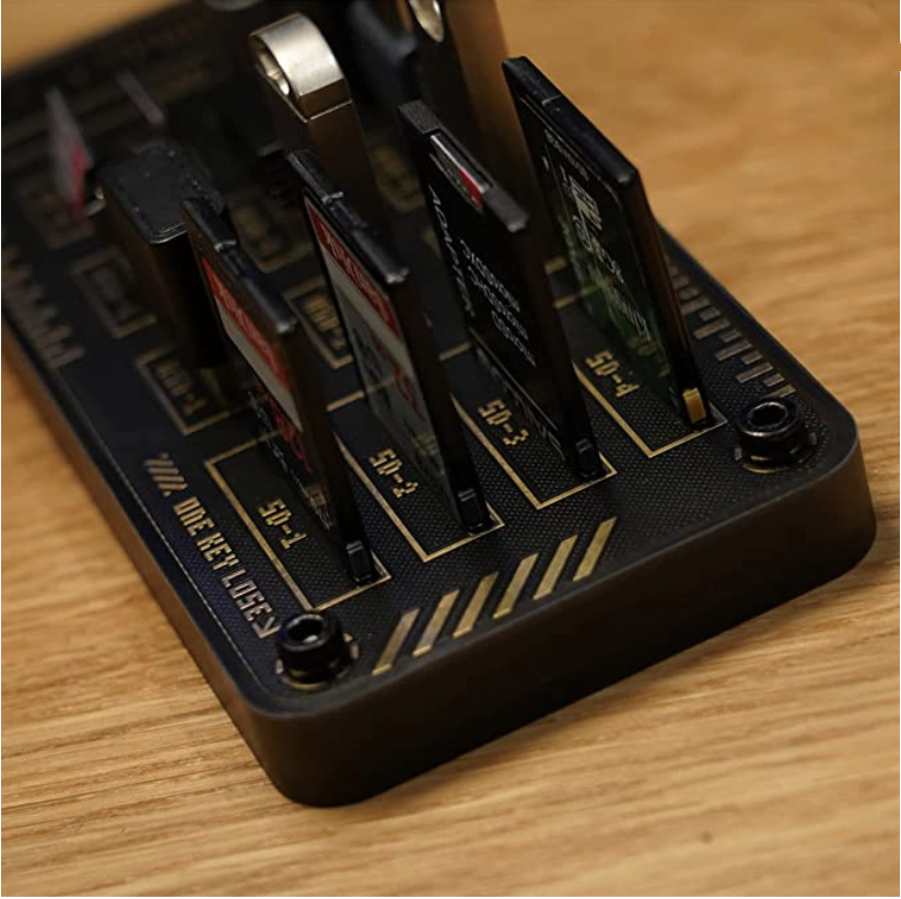 USB Thumb Flash Pen Drive & Memory Card Holder Case - Electronics Organizer