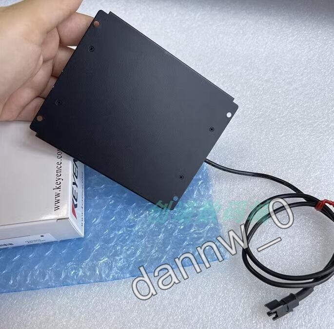New In Box Keyence CA-DSR9 Light Source