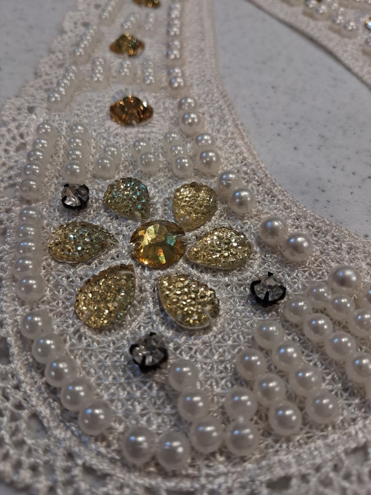 Detachable statement collars