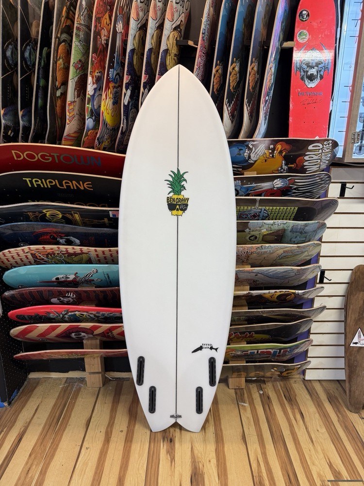 5’6” Ben Gravy Surfboard Barrel Cuda