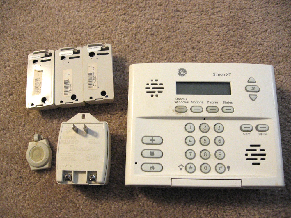 Simon XT Alarm Panel and Parts