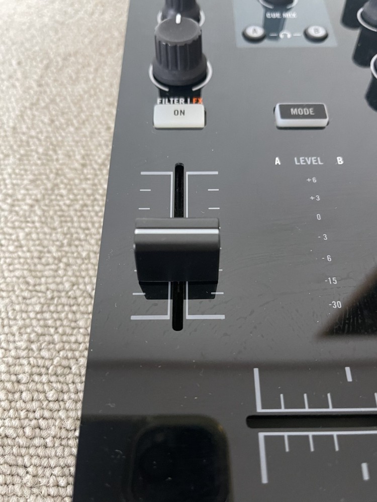 Native Instruments Traktor Kontrol Z1 DJ Mixing Interface with Transfer ID Used