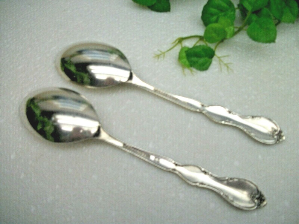 2 International Deep Silver JULIETTE Silverplate Solid Serving Spoons 1965