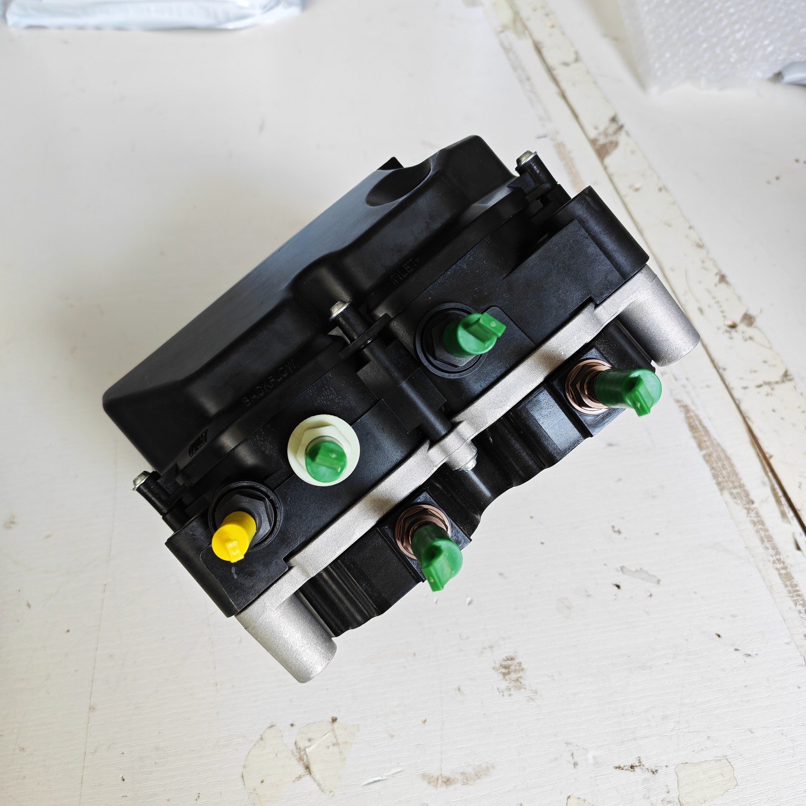 12V Urea Pump D13 21577511 21332701 Bosch 85003864 For Volvo Mack DEF 21577507