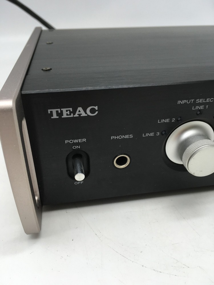 TEAC AX-501 Stereo Integrated Amplifier w/remote manual Power Cable Tested
