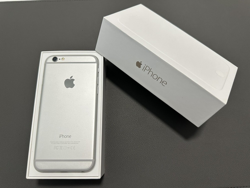 Apple iPhones Collection (12 Items)