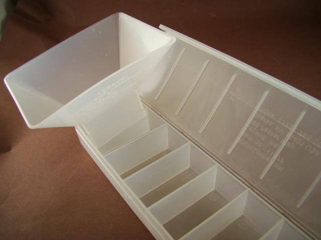 Rock / Gem / Ore Sample Kit - Funnel & 10 compartment Container Gold-Silver