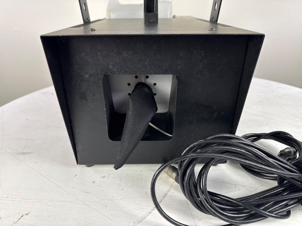 MBT SM100DMX Flurry DMX Snow Machine