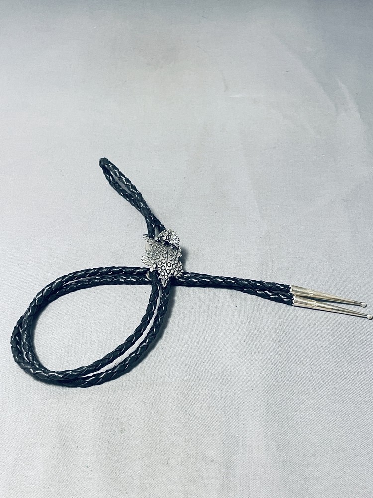 ASTONISHING NAVAJO STERLING SILVER TOAD BOLO SIGNED