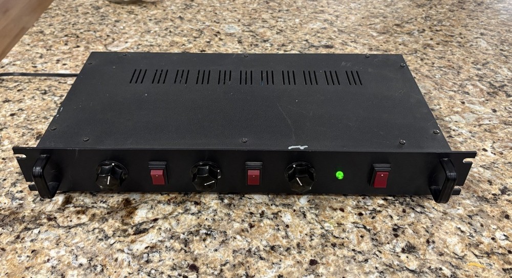 Audio Power Control Distributions Panel Rack Mount 19” Powers Up.