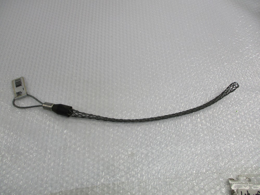 HUBBELL 03305005 PULLING GRIP NSNP